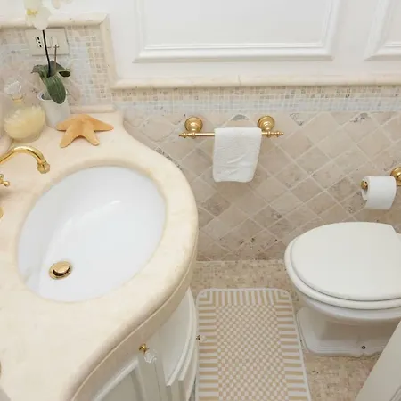 Luxury Private Pool דירה *