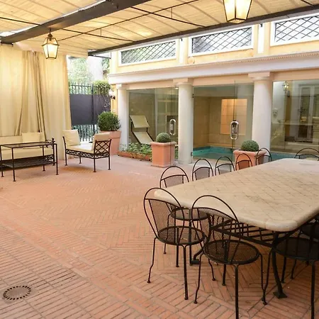 Luxury Private Pool Apartment *