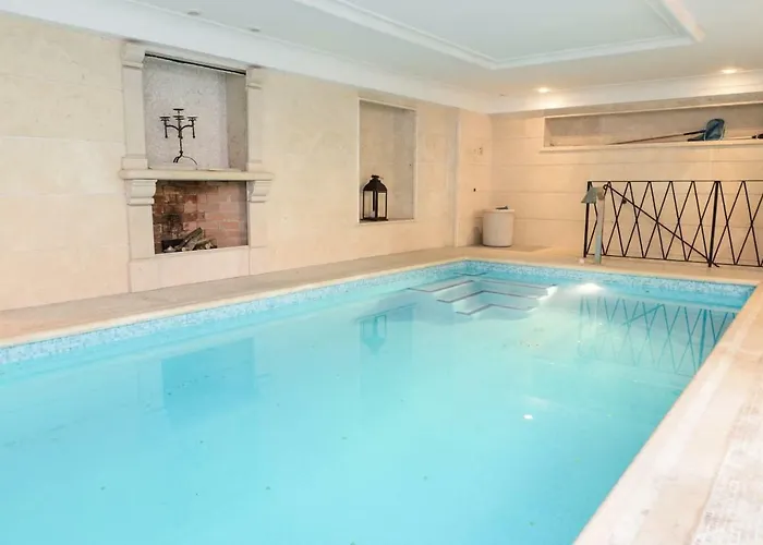 Luxury Private Pool Διαμέρισμα *